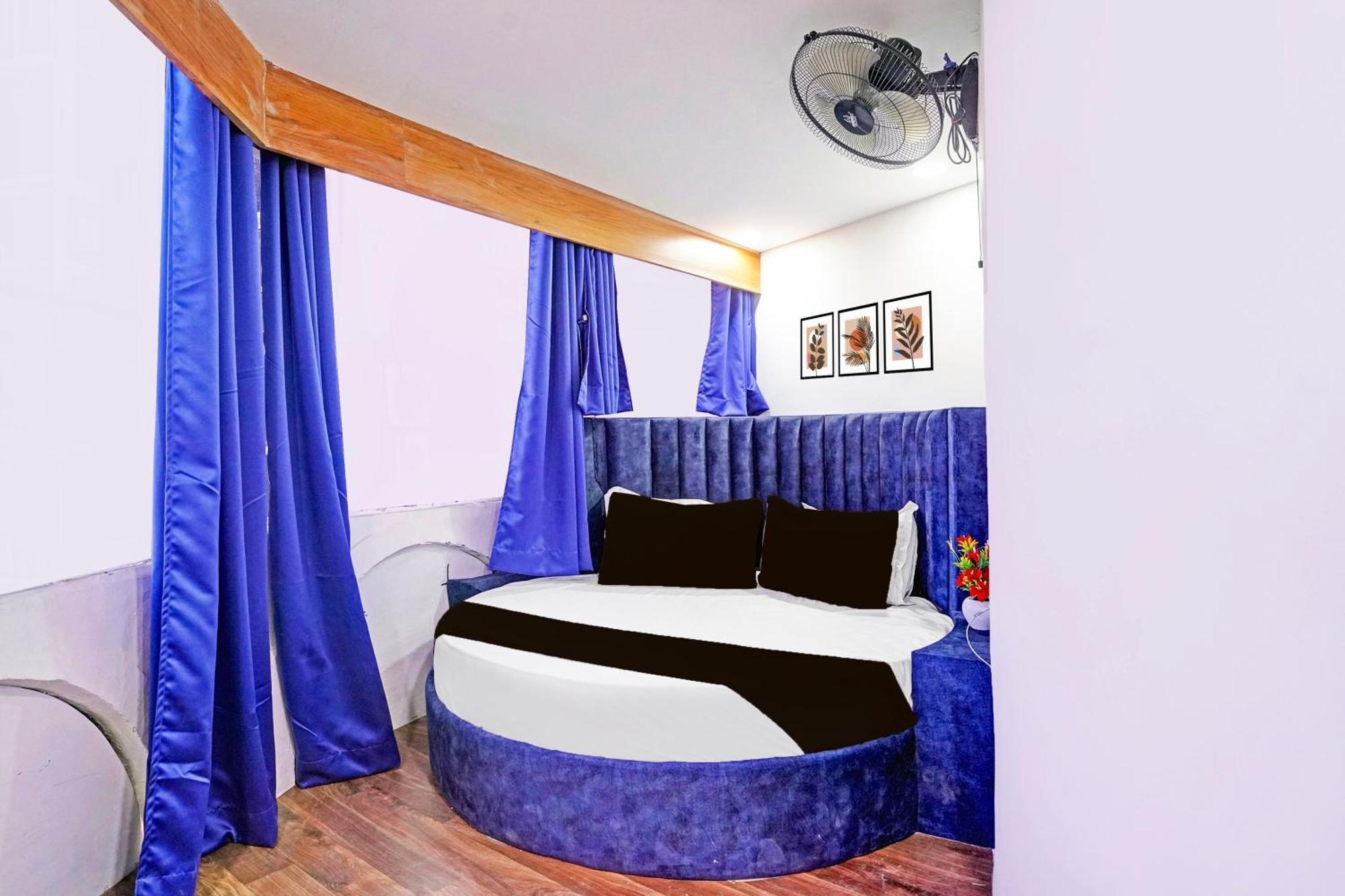 Hotel O Patang 24 Ahmedabad Buitenkant foto